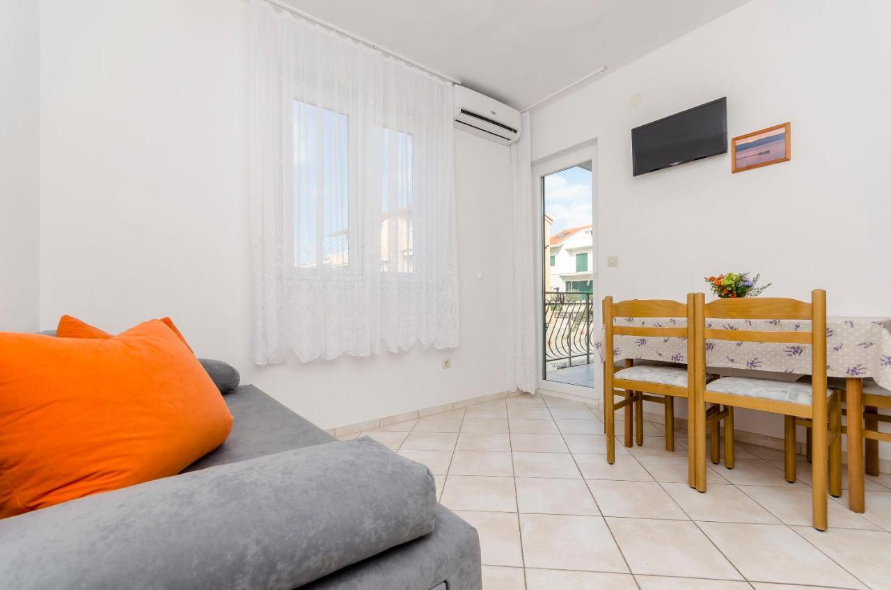Apartments Mate トロギール エクステリア 写真