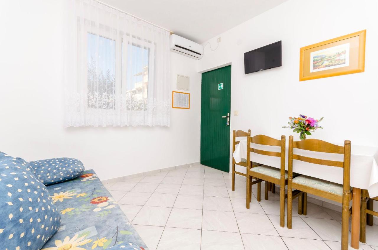 Apartments Mate トロギール エクステリア 写真
