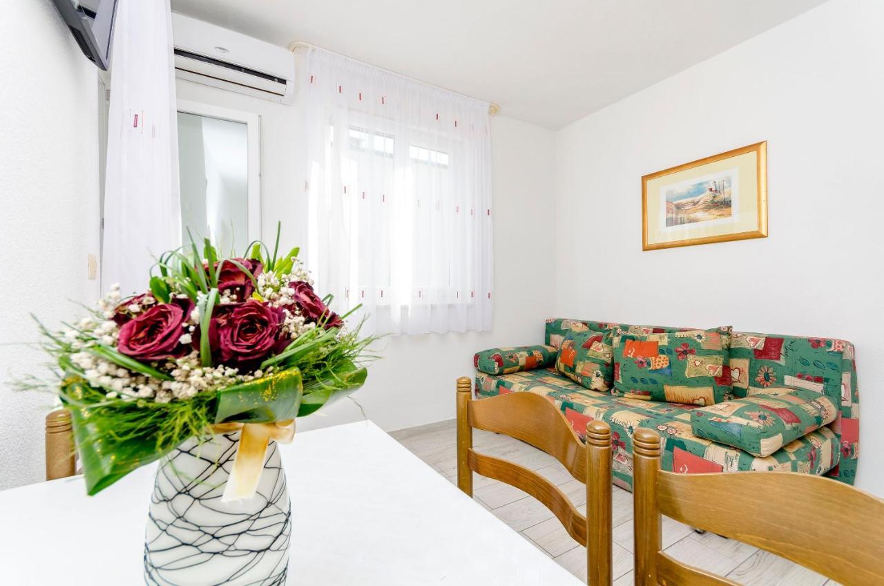Apartments Mate トロギール エクステリア 写真