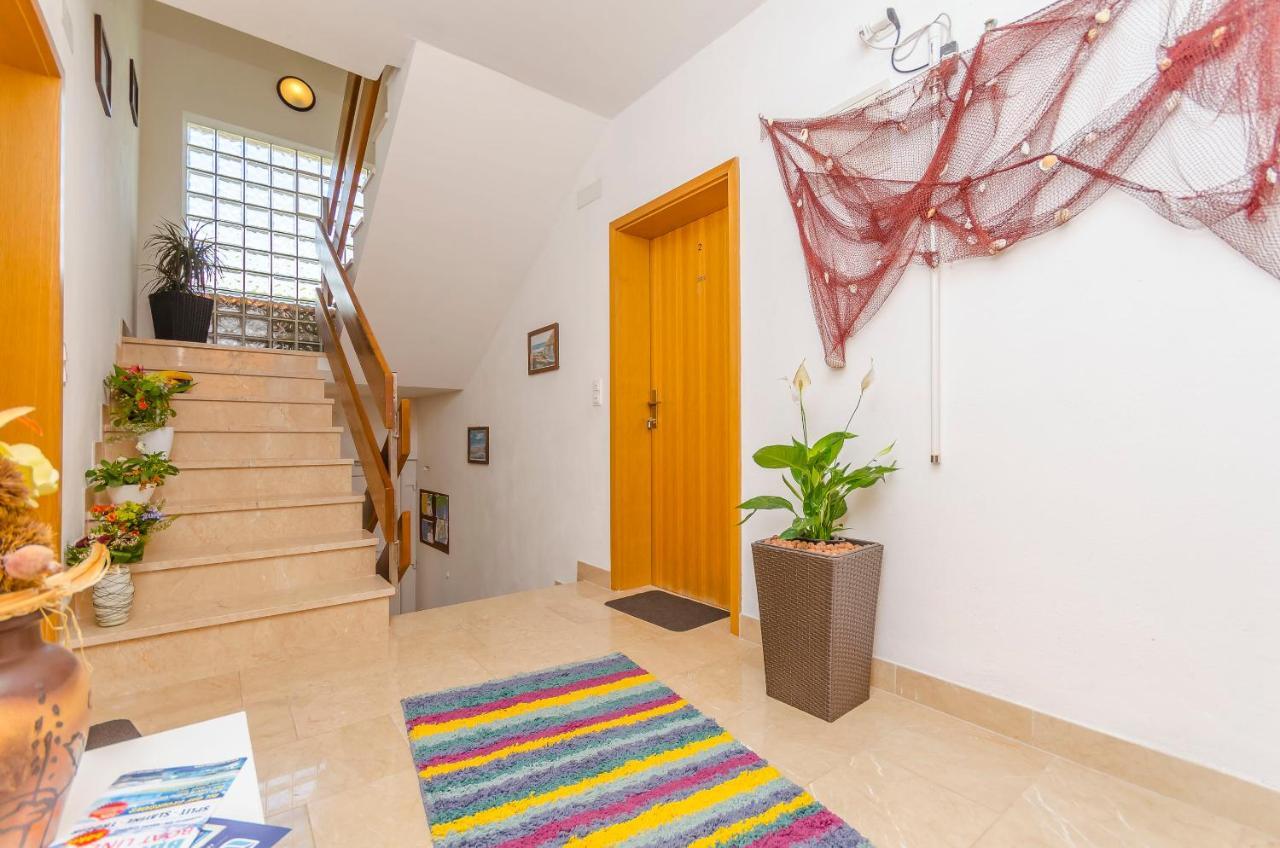 Apartments Mate トロギール エクステリア 写真