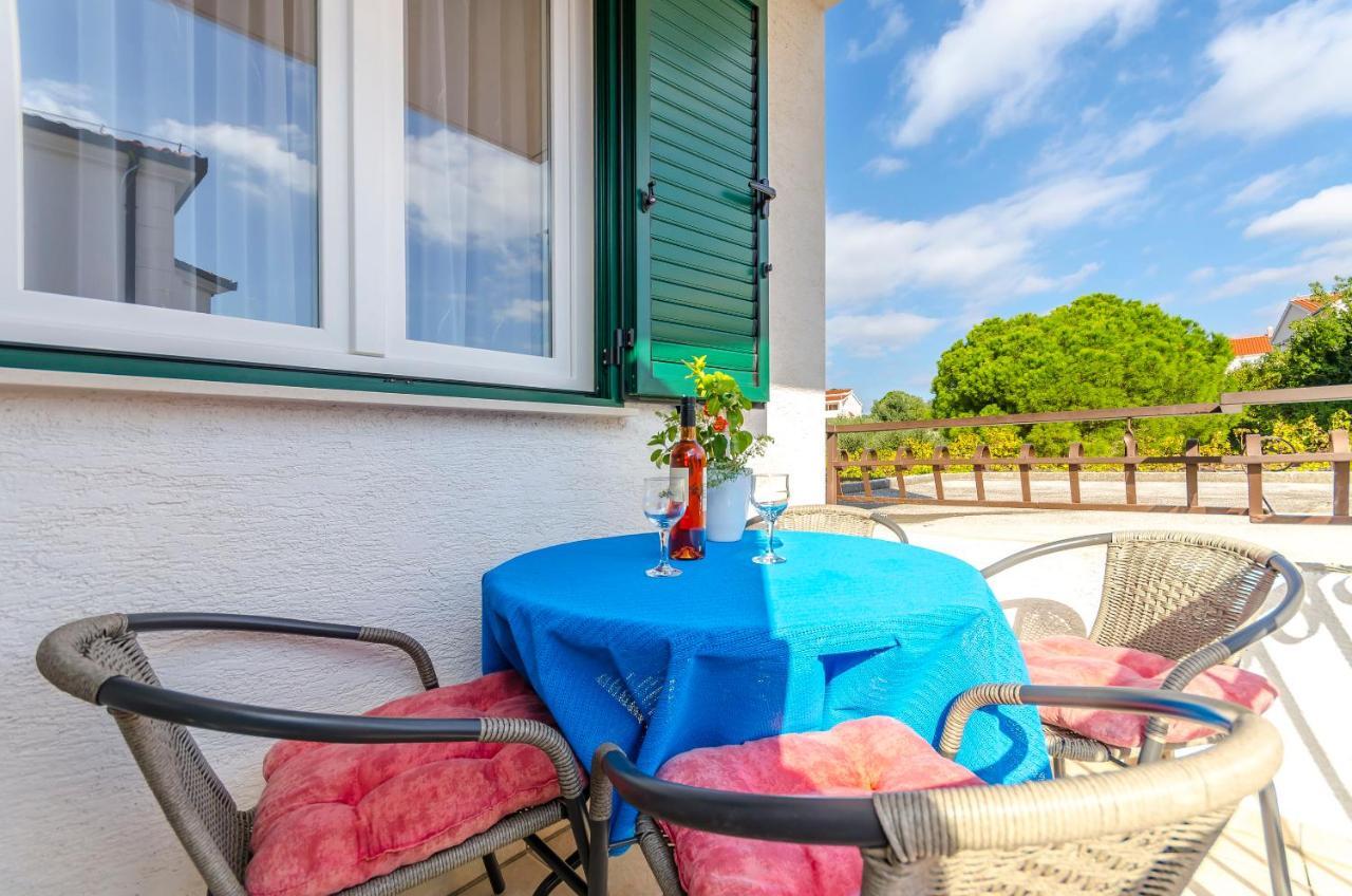Apartments Mate トロギール エクステリア 写真