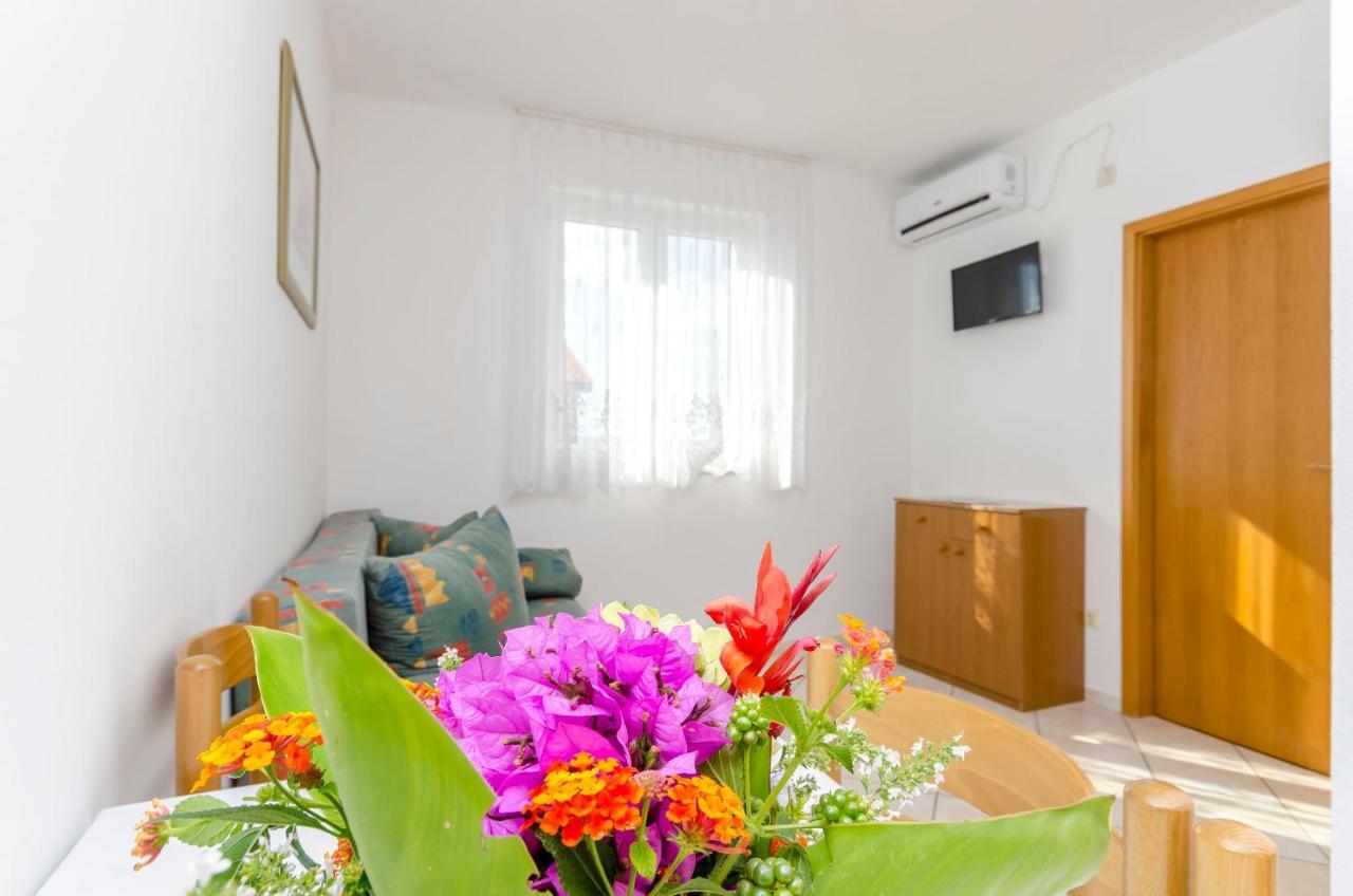 Apartments Mate トロギール エクステリア 写真