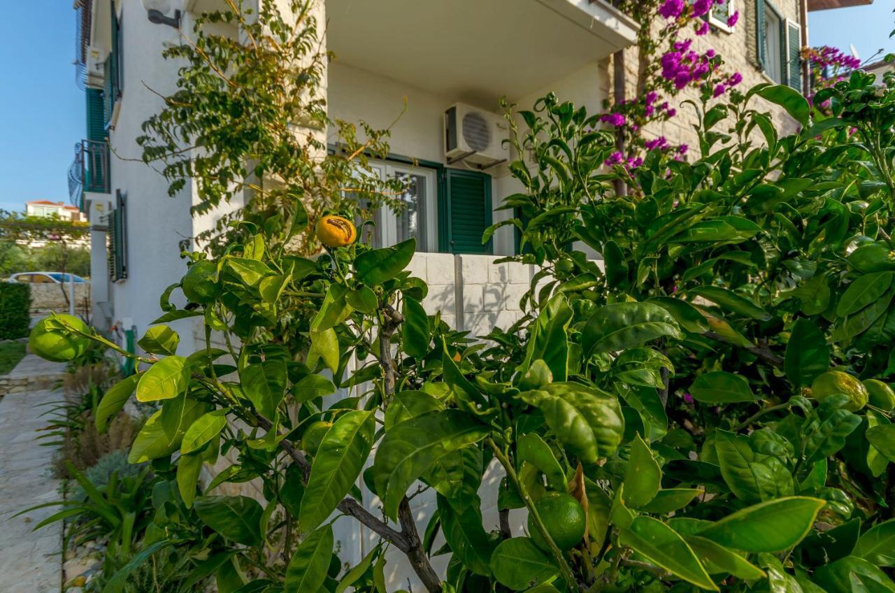 Apartments Mate トロギール エクステリア 写真