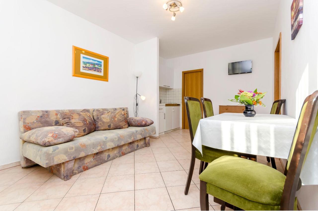 Apartments Mate トロギール エクステリア 写真