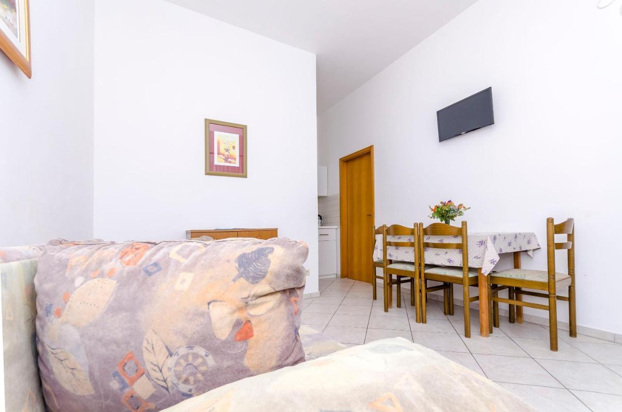 Apartments Mate トロギール エクステリア 写真